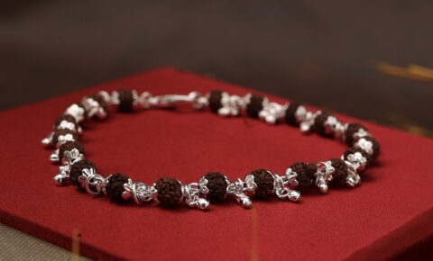 Gold or Silver Bhai Bhabhi Rakhi Set
